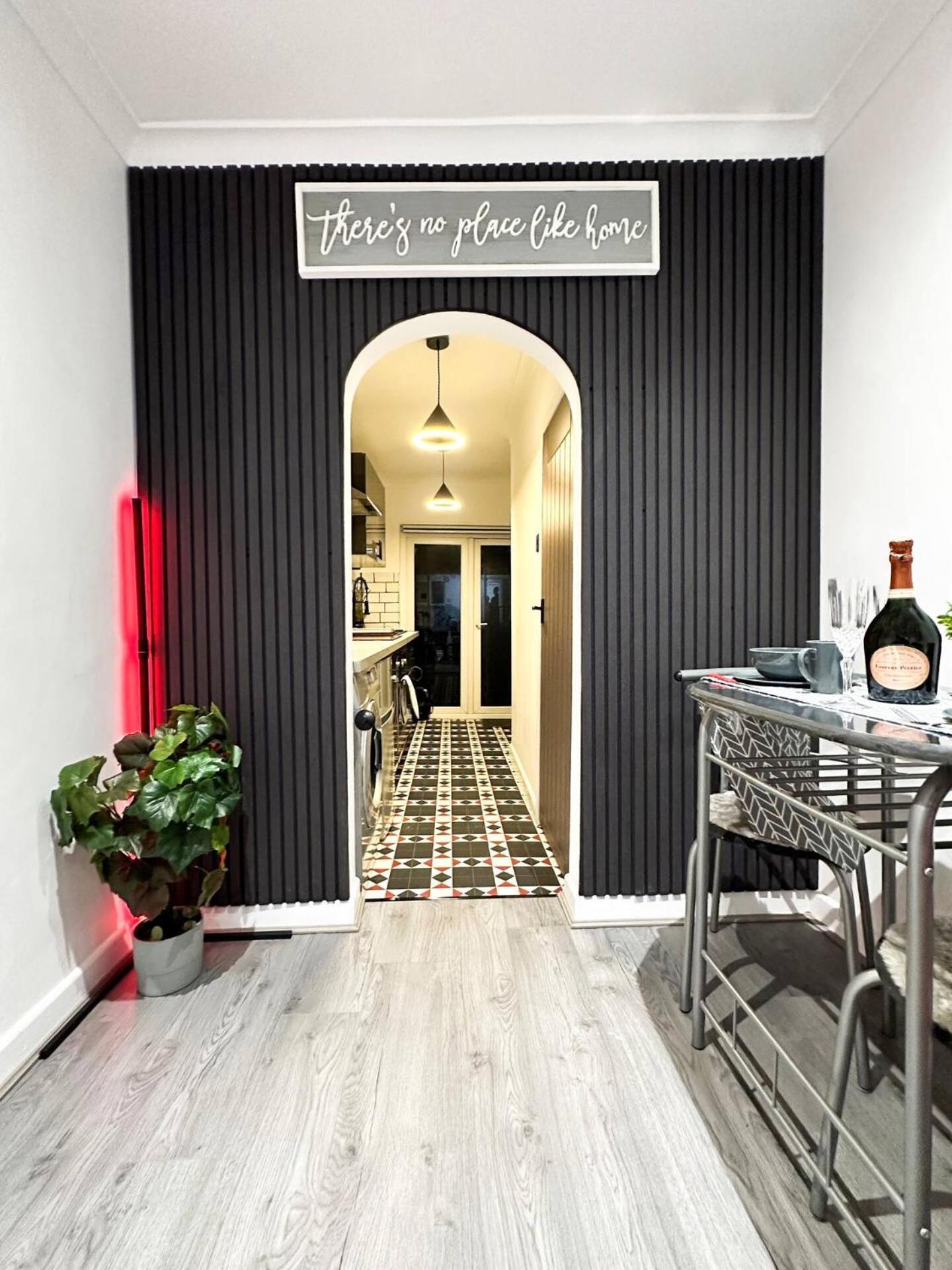 Boutique Backyard Bungalow - Brimsdown Enfield Luaran gambar